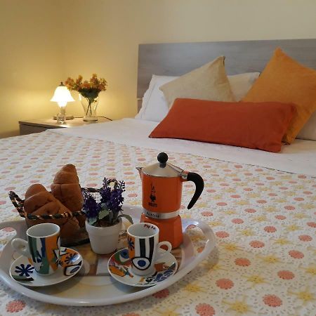 Holiday House Marlin Giardini Naxos Bagian luar foto