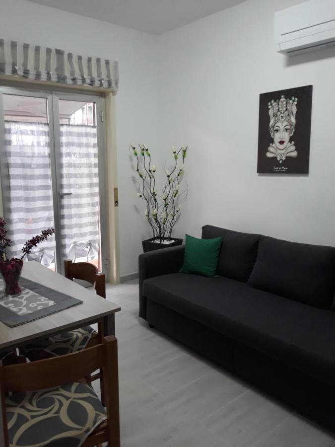 Holiday House Marlin Giardini Naxos Bagian luar foto