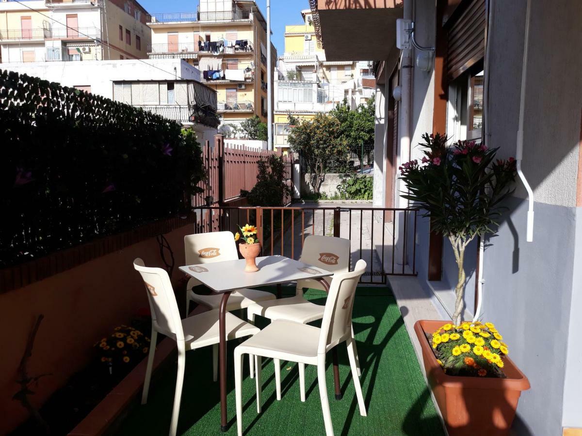 Holiday House Marlin Villa Giardini Naxos Bagian luar foto