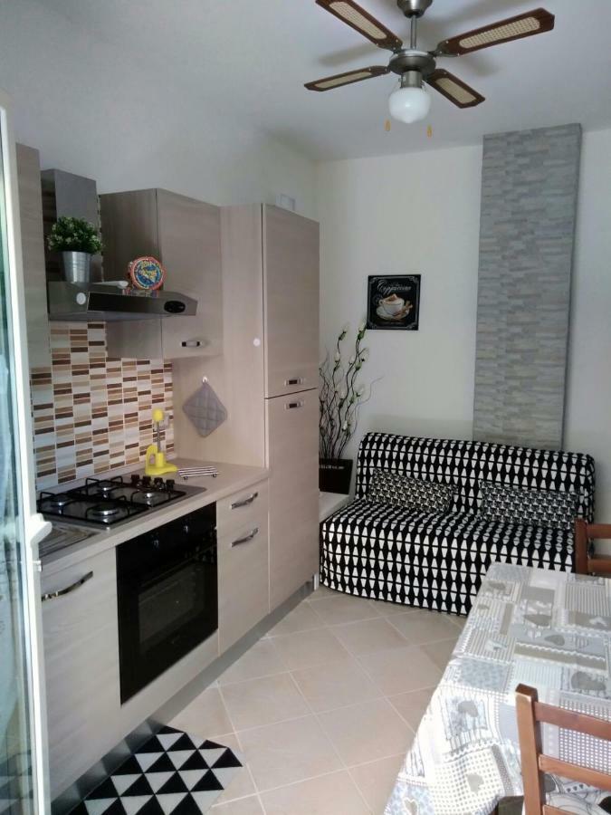 Holiday House Marlin Villa Giardini Naxos Bagian luar foto