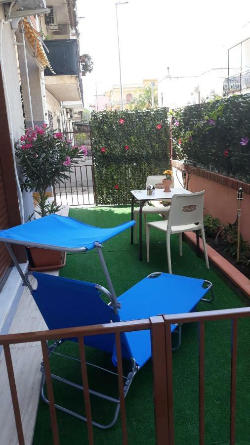Holiday House Marlin Giardini Naxos Bagian luar foto