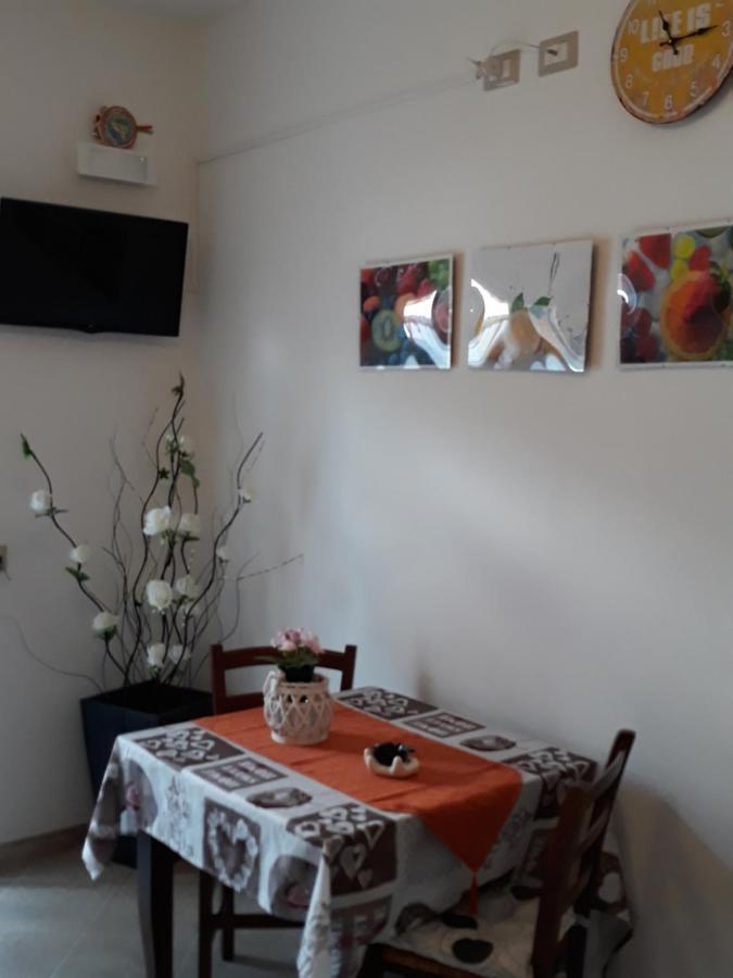 Holiday House Marlin Villa Giardini Naxos Bagian luar foto